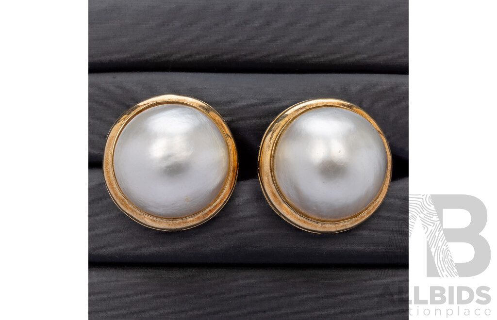 9ct Mabe Pearl Stud Earrings, 20mm, 12.71 Gramss