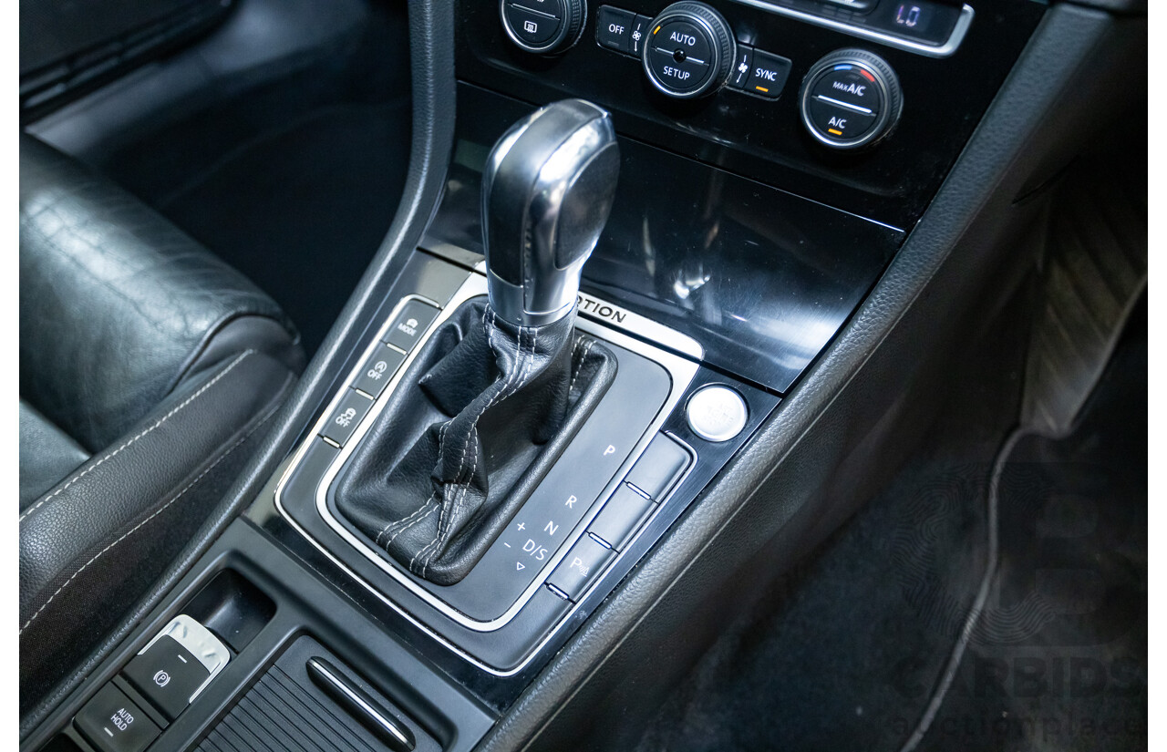 5/2014 Volkswagen Golf R Mk7 (AWD) AU MY14 5d Hatchback Lapiz Blue Metallic Turbo 2.0L