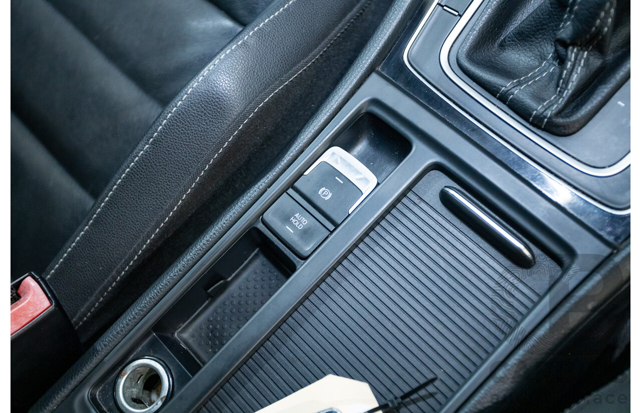 5/2014 Volkswagen Golf R Mk7 (AWD) AU MY14 5d Hatchback Lapiz Blue Metallic Turbo 2.0L