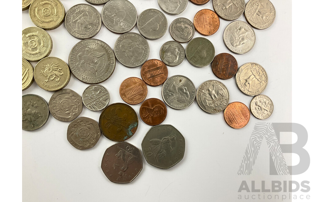 Collection of USA and United Kingdom Coins Including Ten One Pound and Commemoratives