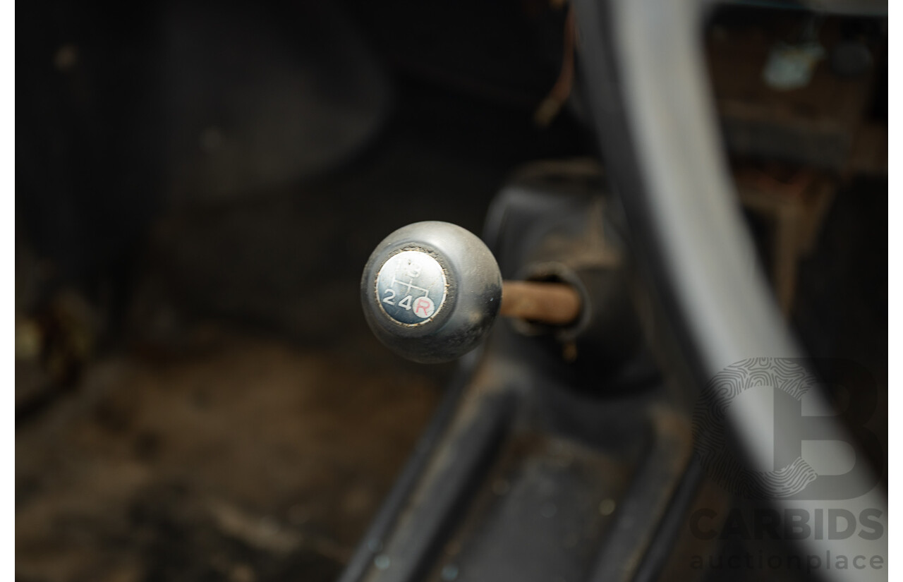 10/1969 Toyota Corolla KE10 2d Sedan Blue 1.1L