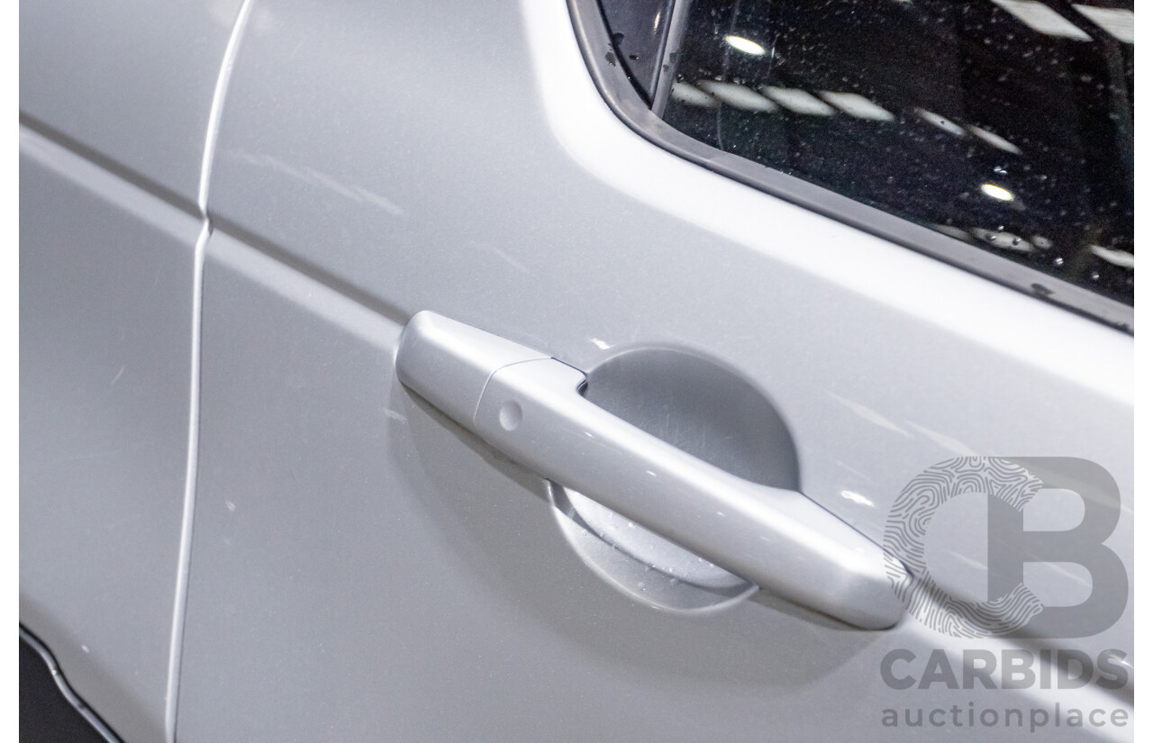 12/2015 Land Rover Discovery Sport SD4 HSE (AWD) LC 4D Wagon Indus Silver Turbo Diesel 2.2L - 7 Seats