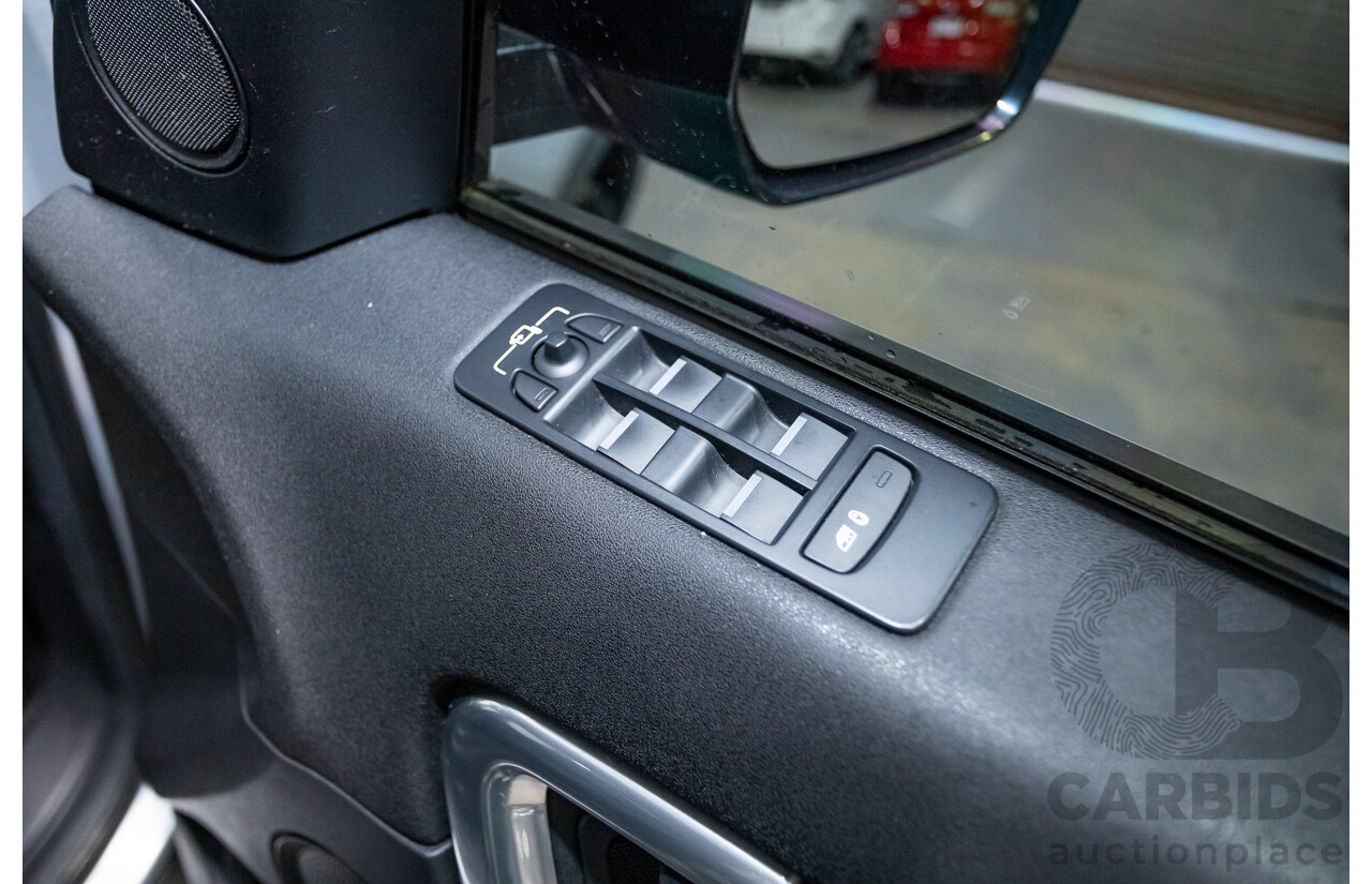 12/2015 Land Rover Discovery Sport SD4 HSE (AWD) LC 4D Wagon Indus Silver Turbo Diesel 2.2L - 7 Seats