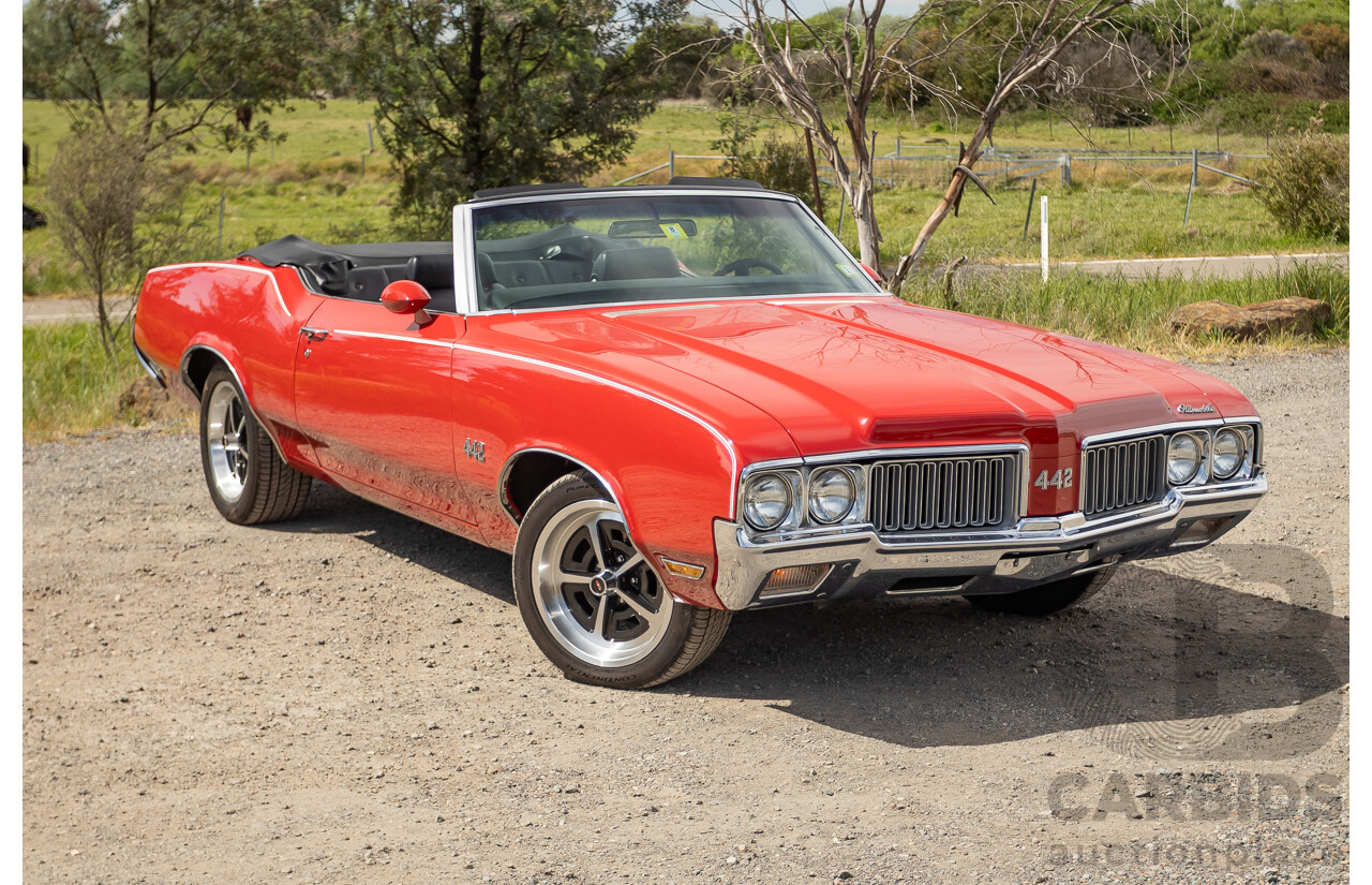 01/1970 Oldsmobile 442 (Cutlass) 2d Convertible Matador Red / White Roof 455ci Rocket V8 7.3L