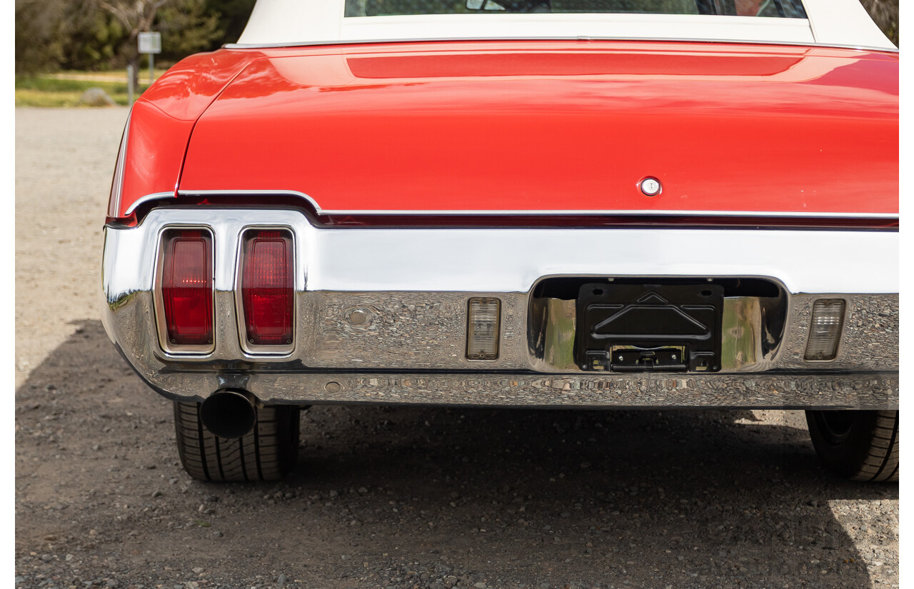 01/1970 Oldsmobile 442 (Cutlass) 2d Convertible Matador Red / White Roof 455ci Rocket V8 7.3L