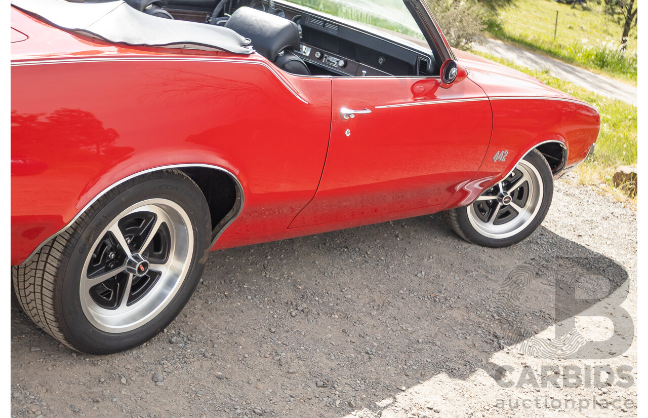 01/1970 Oldsmobile 442 (Cutlass) 2d Convertible Matador Red / White Roof 455ci Rocket V8 7.3L