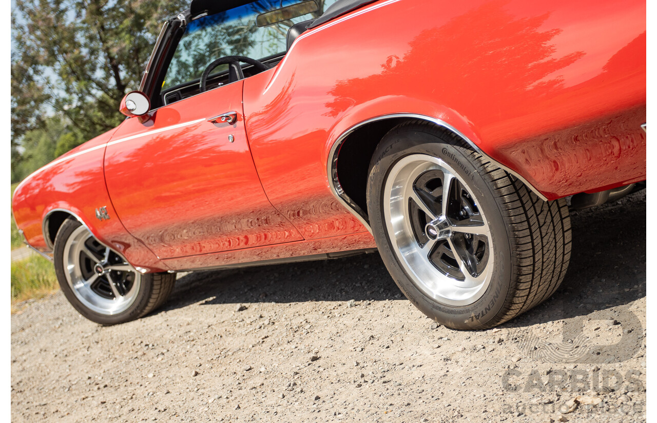 01/1970 Oldsmobile 442 (Cutlass) 2d Convertible Matador Red / White Roof 455ci Rocket V8 7.3L