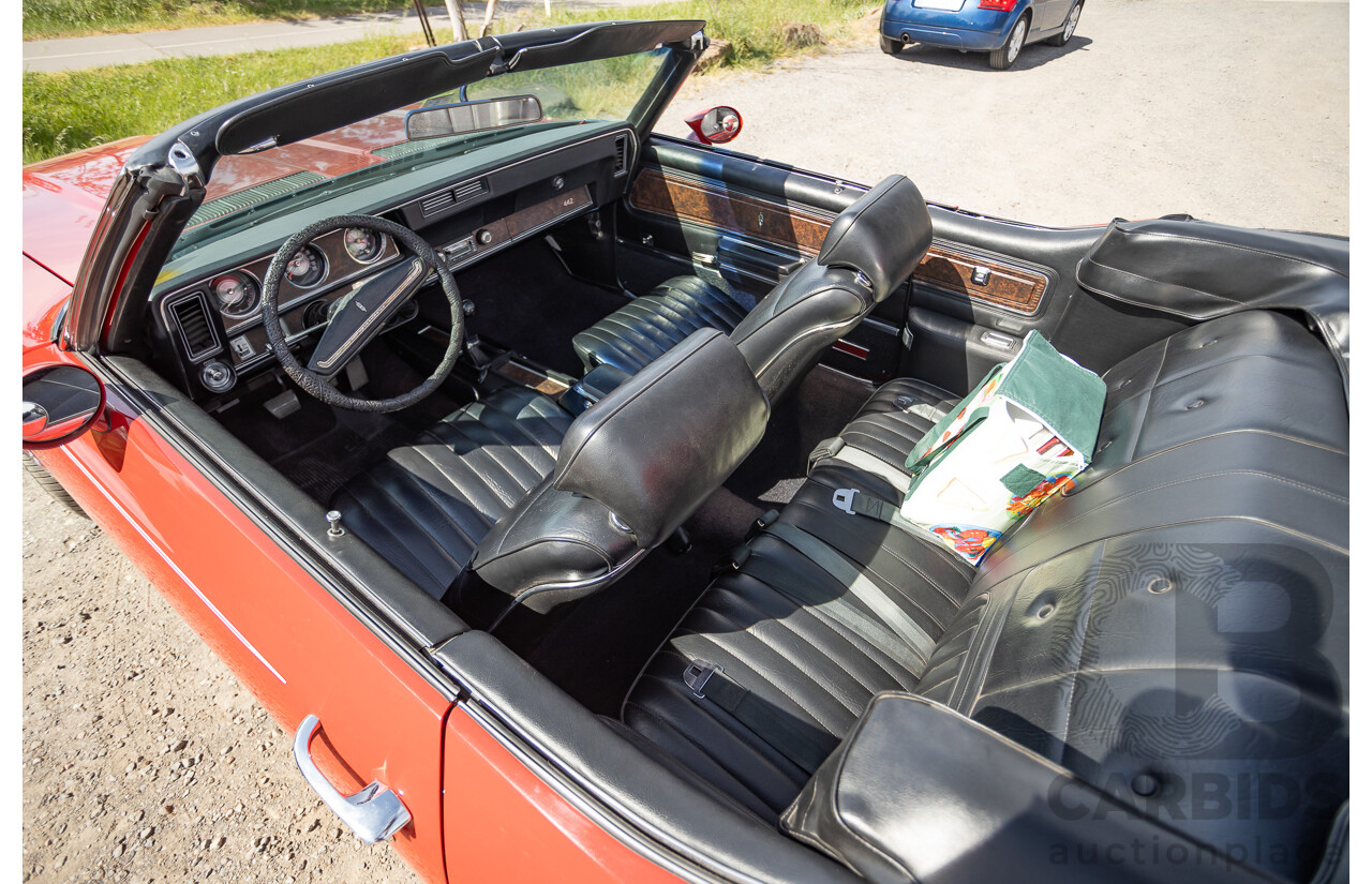 01/1970 Oldsmobile 442 (Cutlass) 2d Convertible Matador Red / White Roof 455ci Rocket V8 7.3L