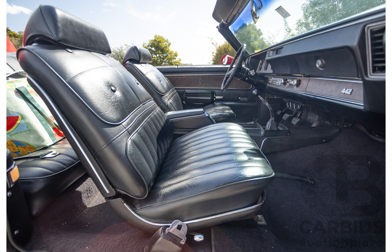 01/1970 Oldsmobile 442 (Cutlass) 2d Convertible Matador Red / White Roof 455ci Rocket V8 7.3L