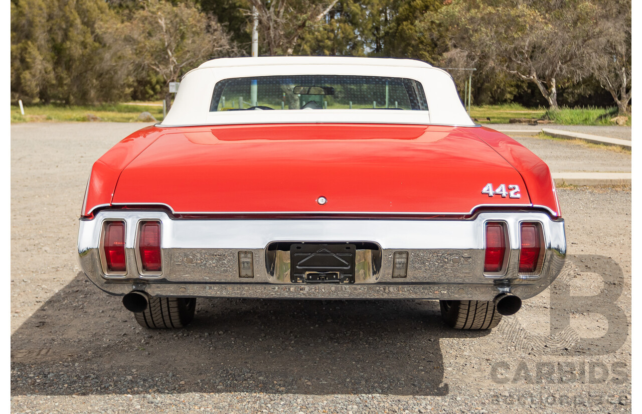 01/1970 Oldsmobile 442 (Cutlass) 2d Convertible Matador Red / White Roof 455ci Rocket V8 7.3L