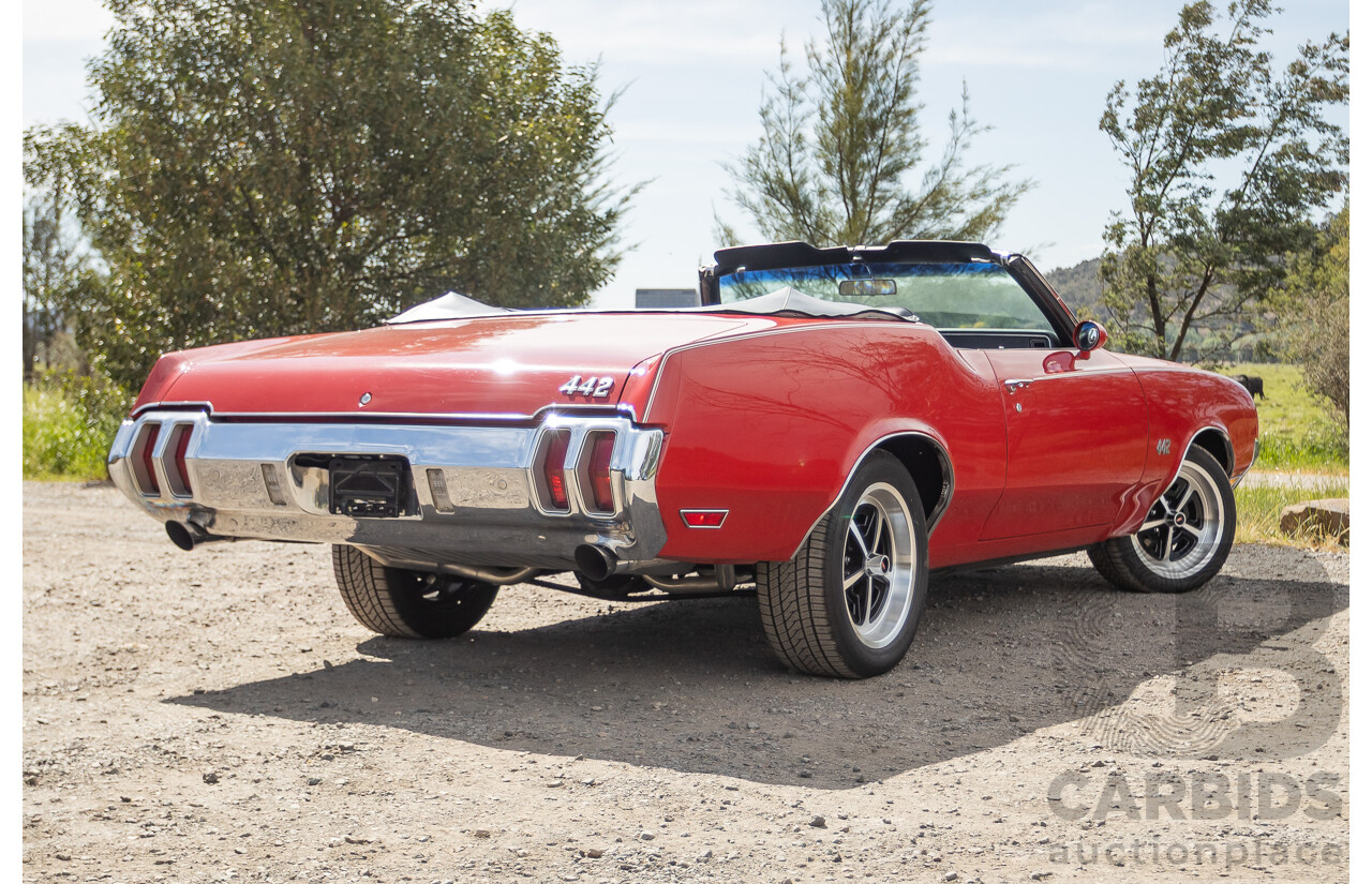 01/1970 Oldsmobile 442 (Cutlass) 2d Convertible Matador Red / White Roof 455ci Rocket V8 7.3L