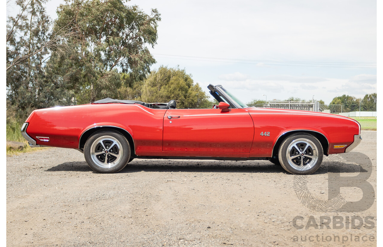 01/1970 Oldsmobile 442 (Cutlass) 2d Convertible Matador Red / White Roof 455ci Rocket V8 7.3L