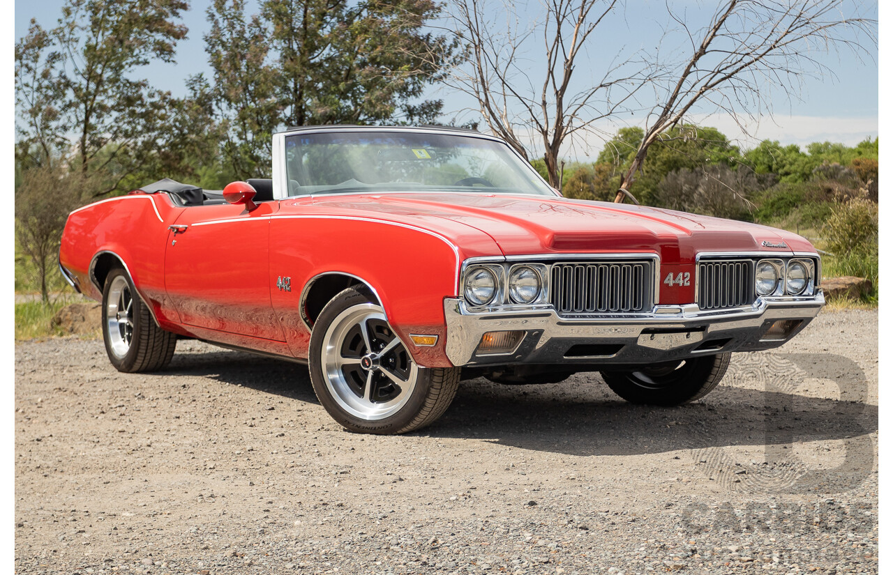 01/1970 Oldsmobile 442 (Cutlass) 2d Convertible Matador Red / White Roof 455ci Rocket V8 7.3L
