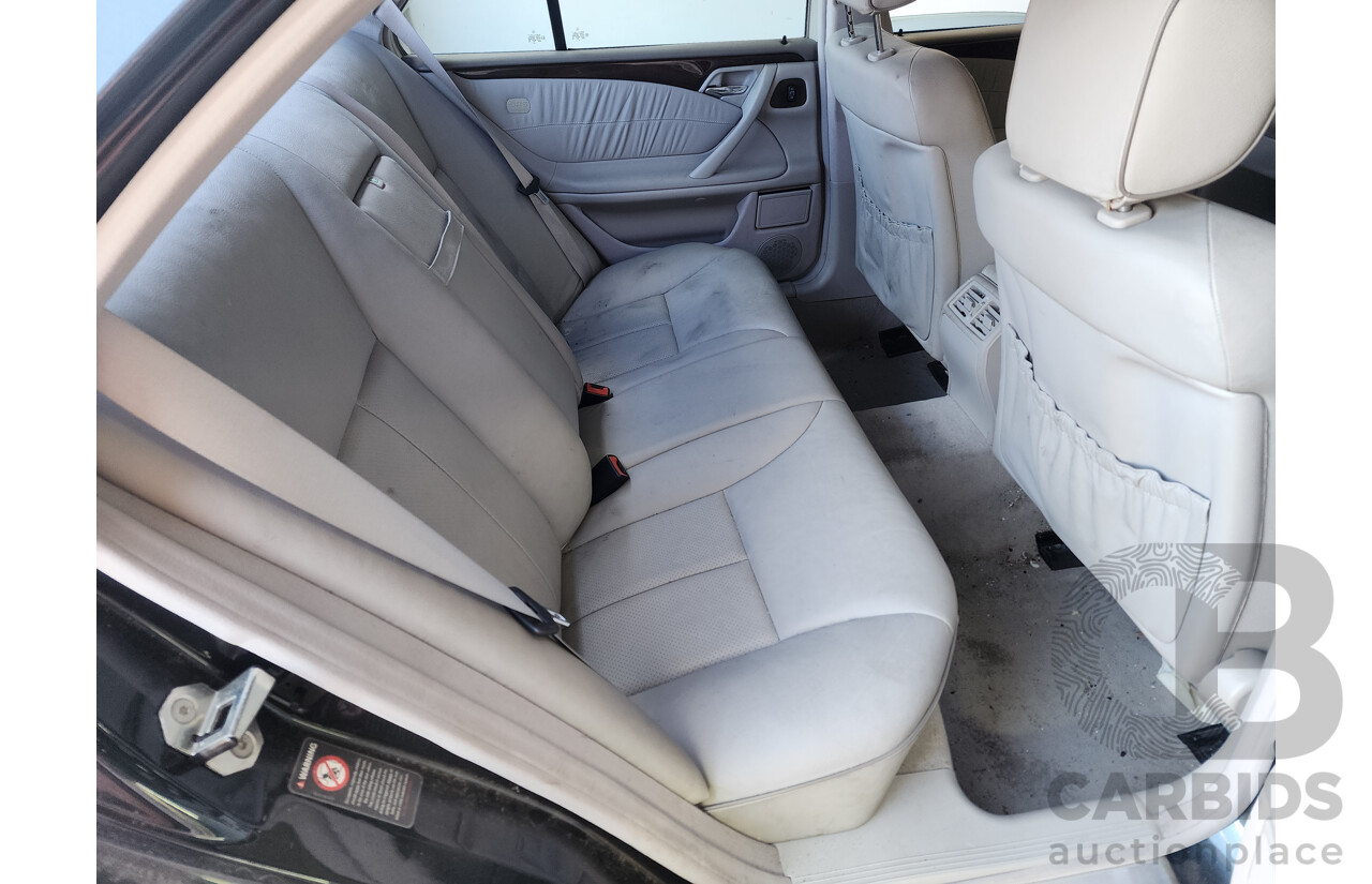 5/2001 Mercedes-Benz E240 Elegance W210 4d Sedan Green 2.4L