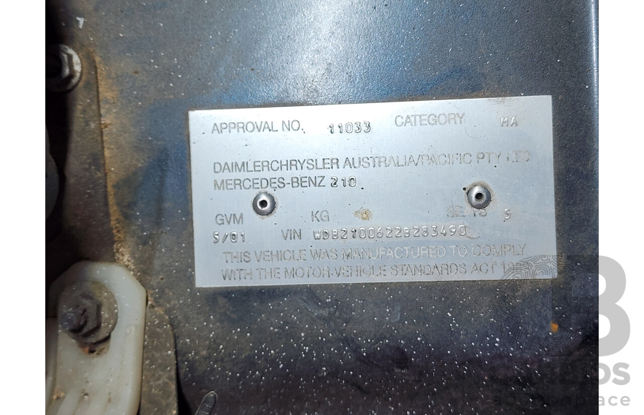 5/2001 Mercedes-Benz E240 Elegance W210 4d Sedan Green 2.4L