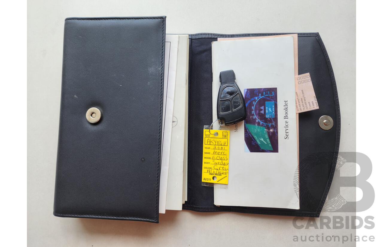 5/2001 Mercedes-Benz E240 Elegance W210 4d Sedan Green 2.4L