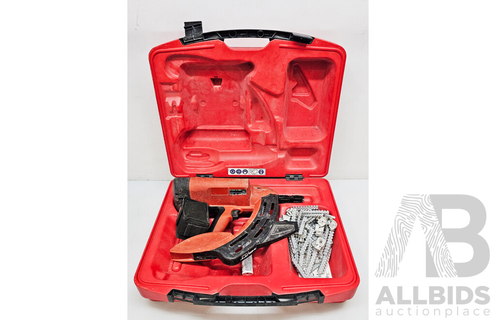 Hilti (GX-100-E) Nailer with Hard Case