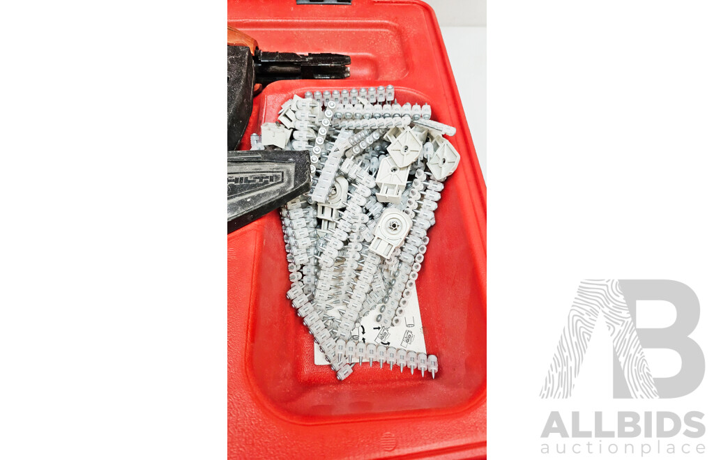 Hilti (GX-100-E) Nailer with Hard Case