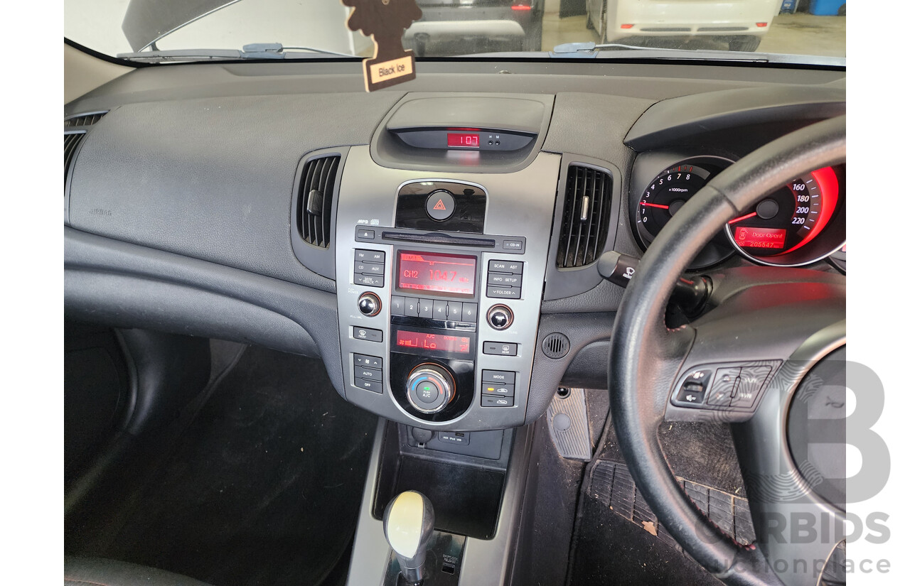 11/2009 Kia Cerato SLi TD 4d Sedan Black 2.0L