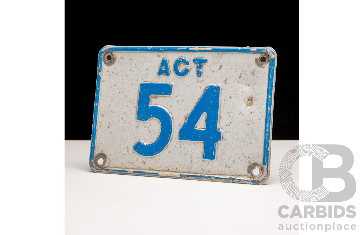 ACT 2 - Digit Motor Vehicle Number Plate - 54 ** NO BUYERS PREMIUM **
