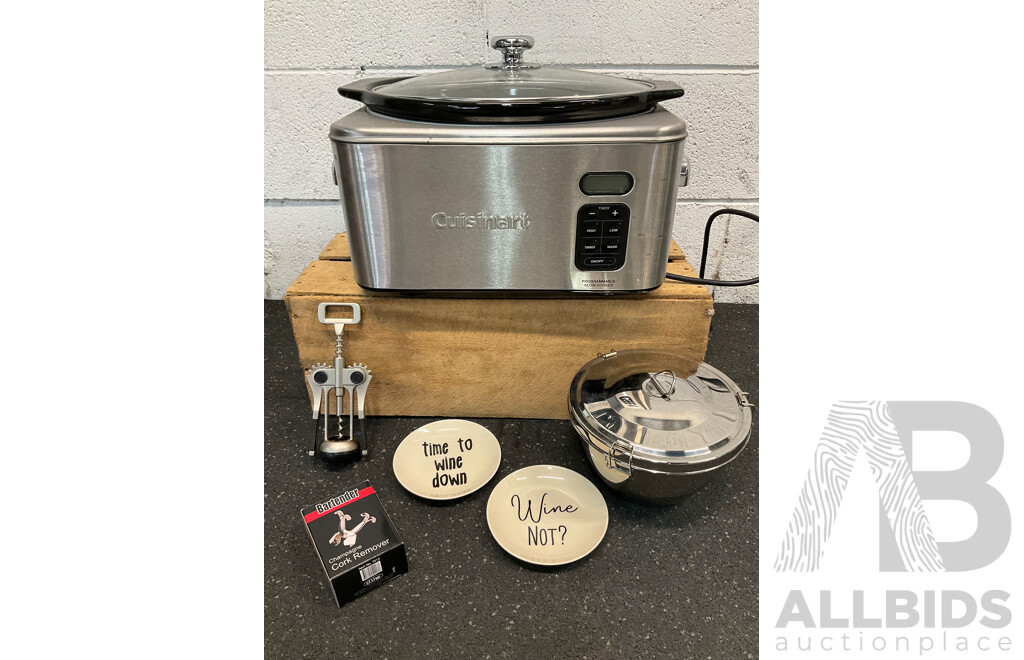 CUISINART Slow Cooker and Other Kitchen Accessories