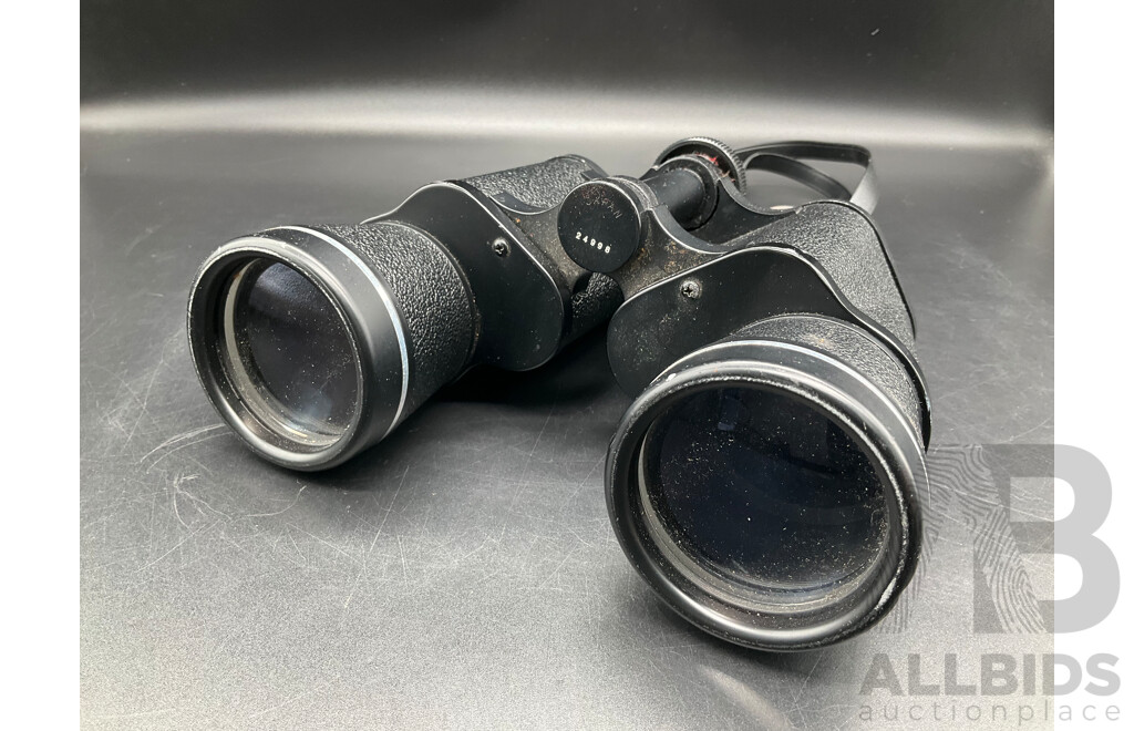 PENTAX Binoculars with a Case