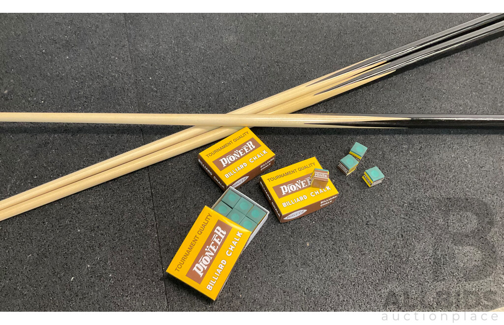 60' One Piece Cue (x25) and PIONEER Billiard Chalk (x144)  - Lot of 169