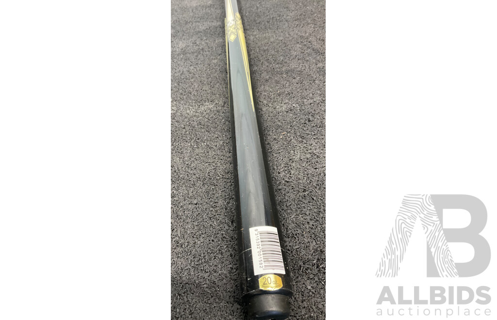 Assorted Billiard Equipment, Including Top Spin Nick Varner Cue (6x) and More  - Lot of 15