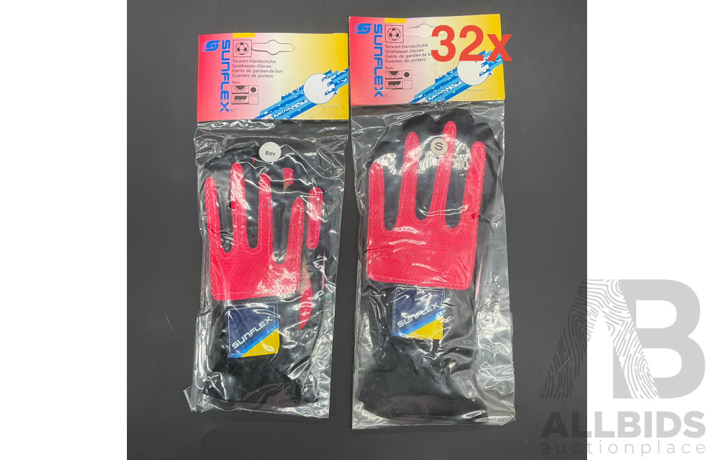 SUNFLEX Goalkeeper Gloves - Lot of 32
