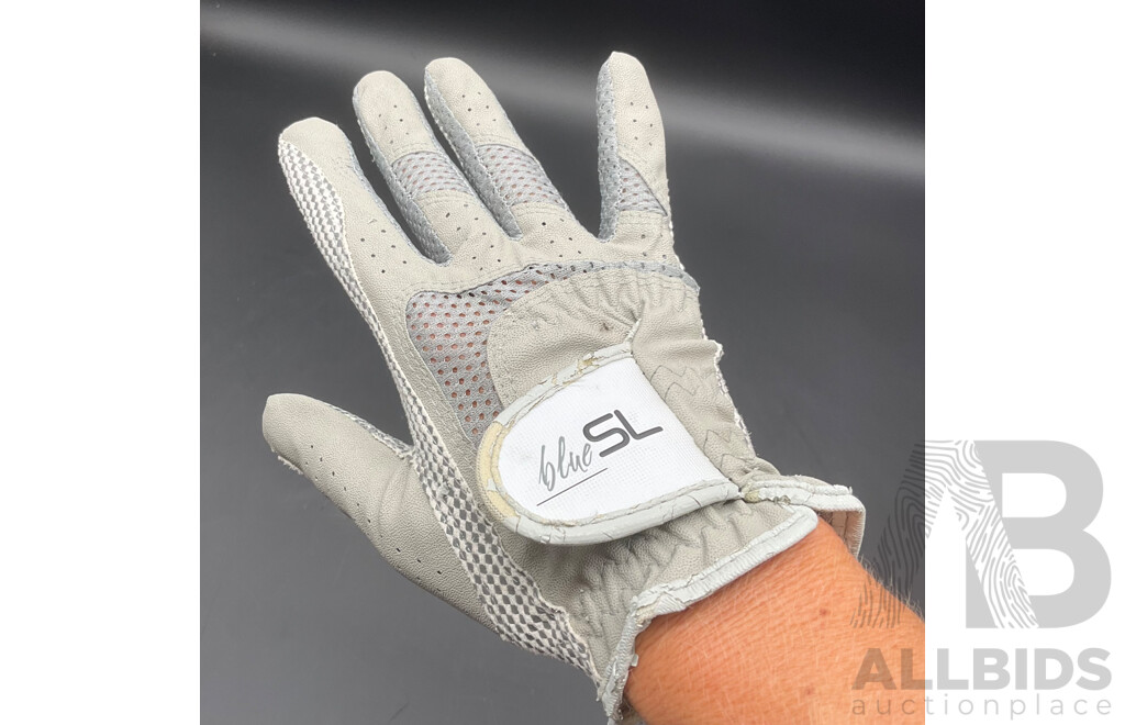 Netball Gloves  - Lot of 48