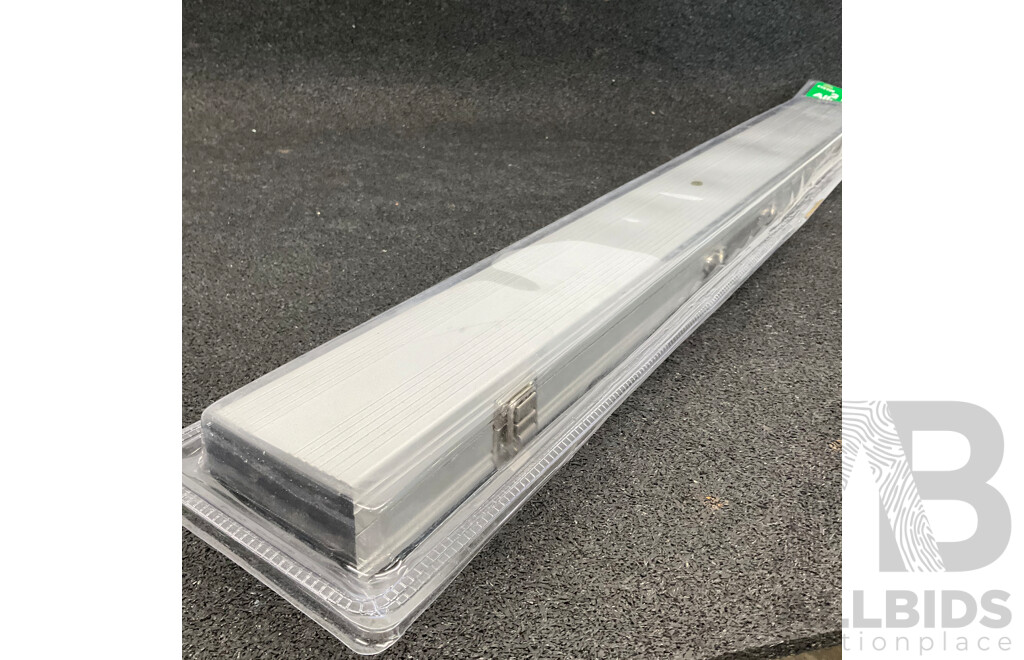 Assorted Billiard Equipment - Aluminium Cue Case - Lot of 10