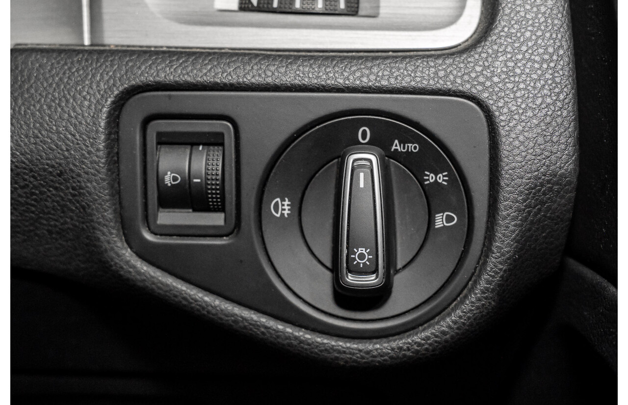 1/2015 Volkswagen Golf 90 TSI Comfortline AU MY15 4d Wagon Reflex Silver Turbo 1.4L