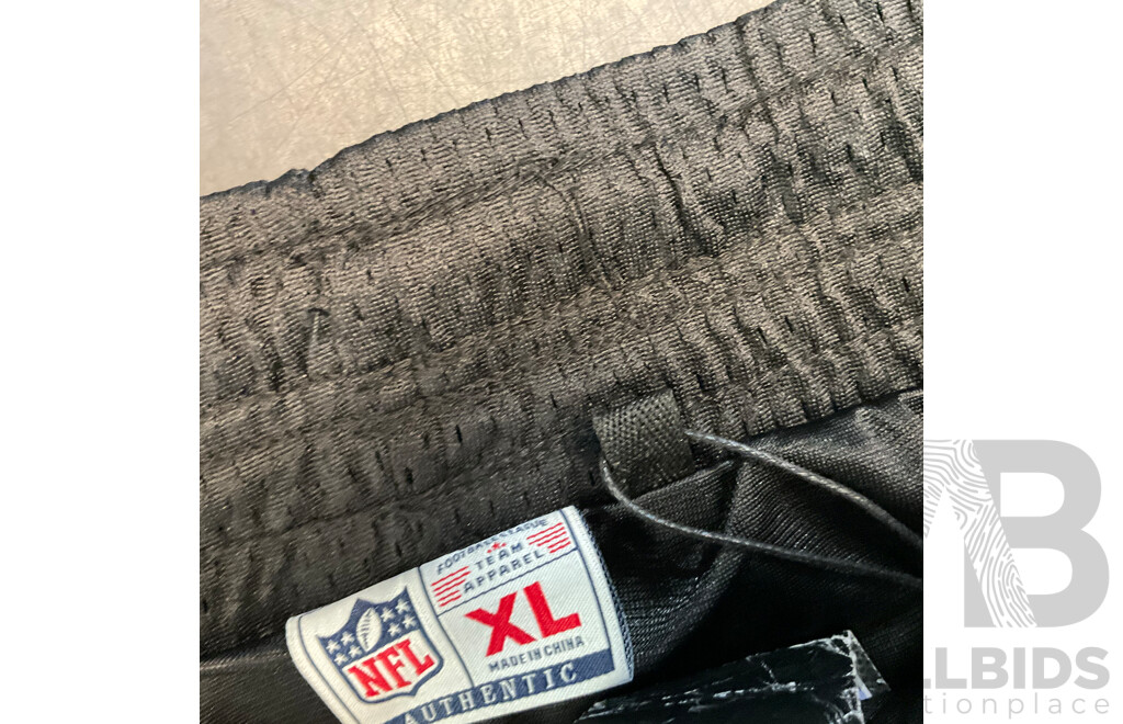 Neovision Beige Hoodie (M) & Notion Hoodie (M) & 2x NFL Basketball Raiders Shorts ( Size M & XL)