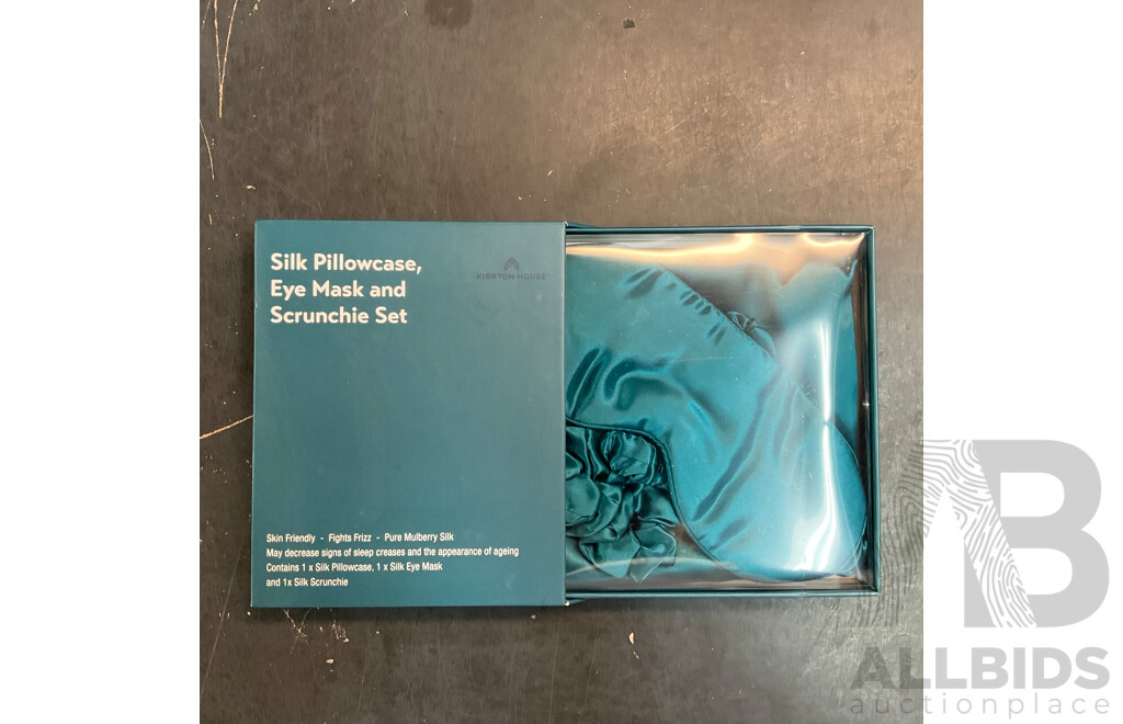 Assorted Jewellery, Kids Fashion, Bathroom Accessories and Household Items