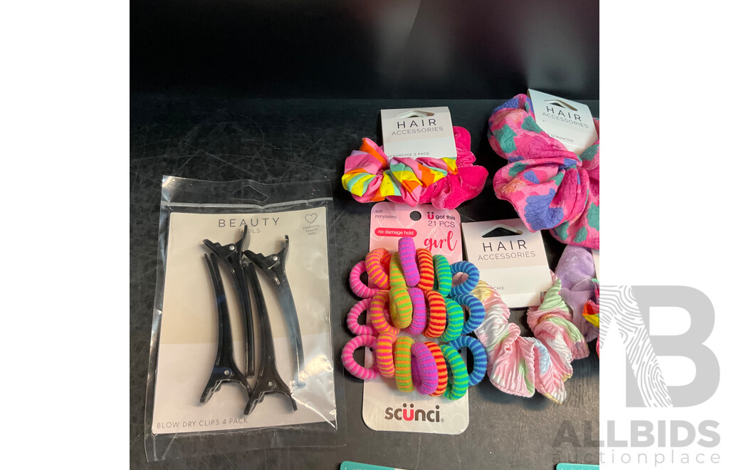 Assorted Rhinestone Pendant Keychain & Lovisa Jewellry and Hair, Bathroom Accessoriesand More