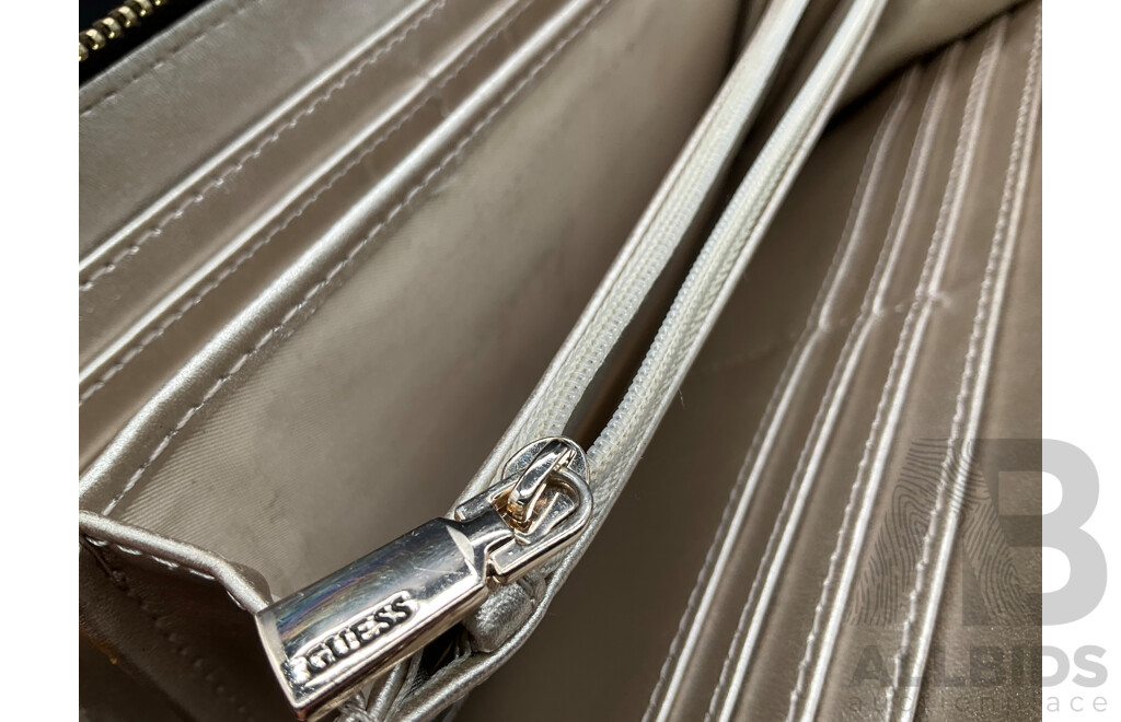 Clutch Branded LOUIS VUITTON, ID Card Case Branded COACH and Wallet Branded GUESS - Lot of 3