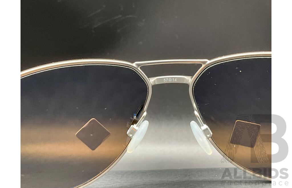 Contrail Sunglasses Branded OAKLEY