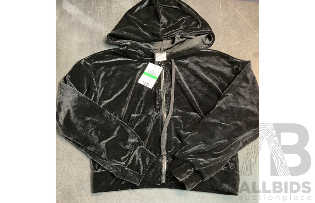 Assorted Apparel for Women and Youth - Vaiours Sizes