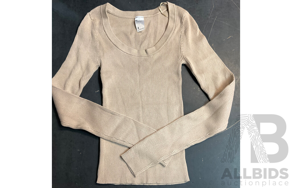 Assorted Apparel for Women and Youth - Vaiours Sizes