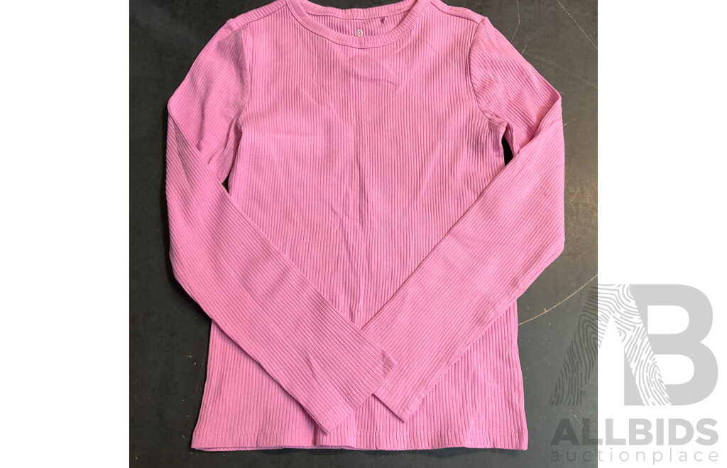 Assorted Apparel for Women and Youth - Vaiours Sizes