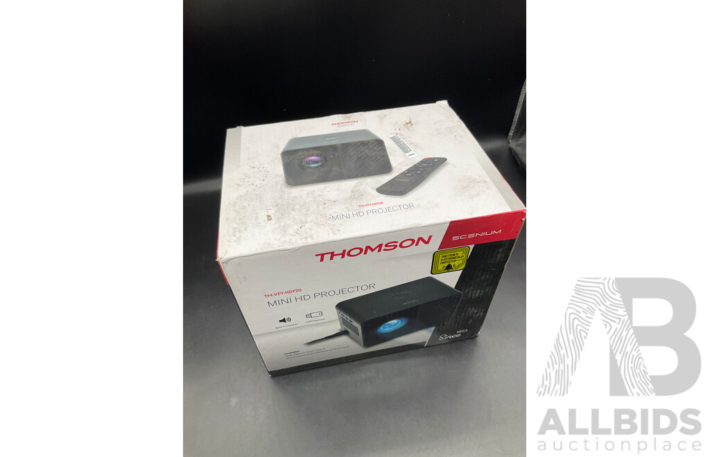 THOMSON Mini HD Projector (TM-VPT-HD720)