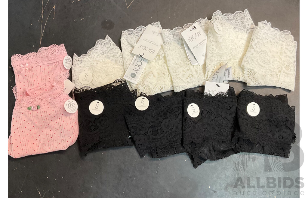 Womens Apparel, Underwears - Size 6, 10, XS, XXS & Assorted Socks