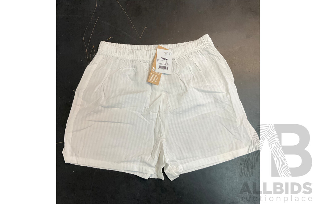 Womens Apparel, Underwears - Size 6, 10, XS, XXS & Assorted Socks