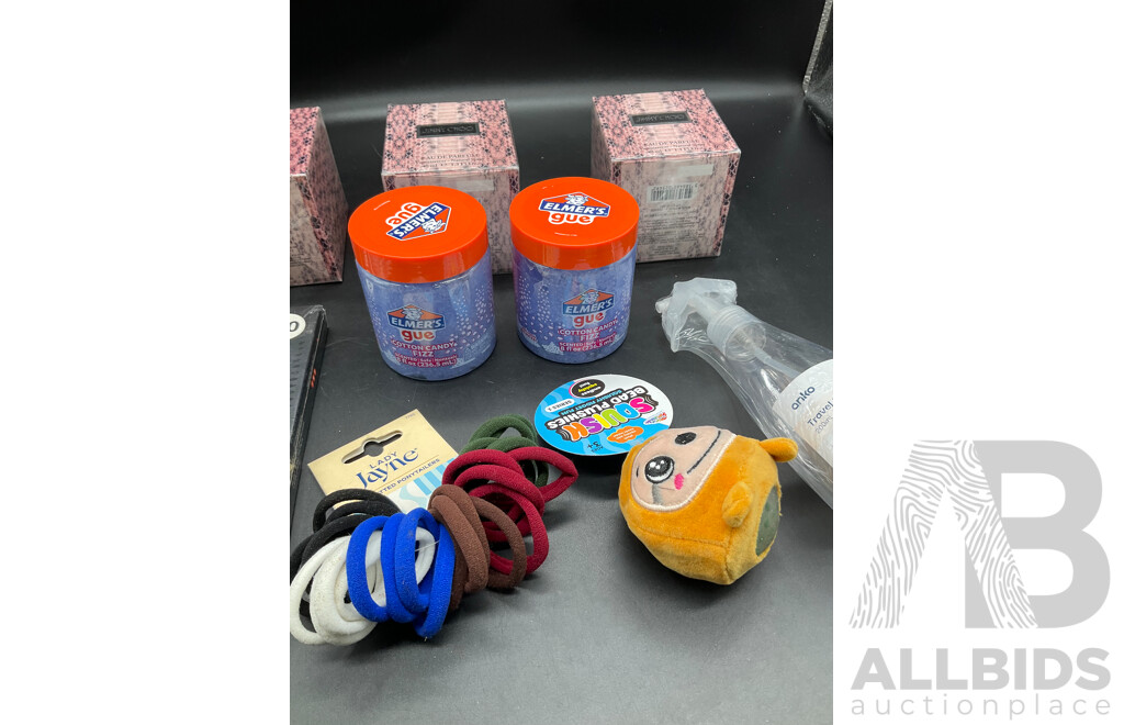 JIMMY CHOO 40ml Eau De Parfum, IGEAR Earphone and Other - Lot of 9