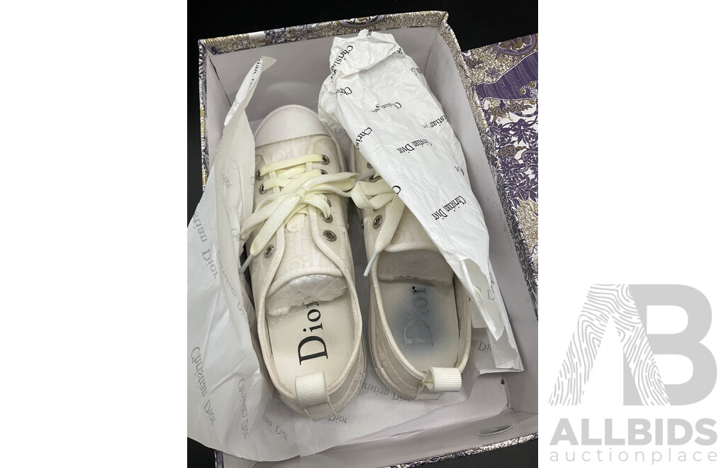 Low Top Sneakers Branded DIOR