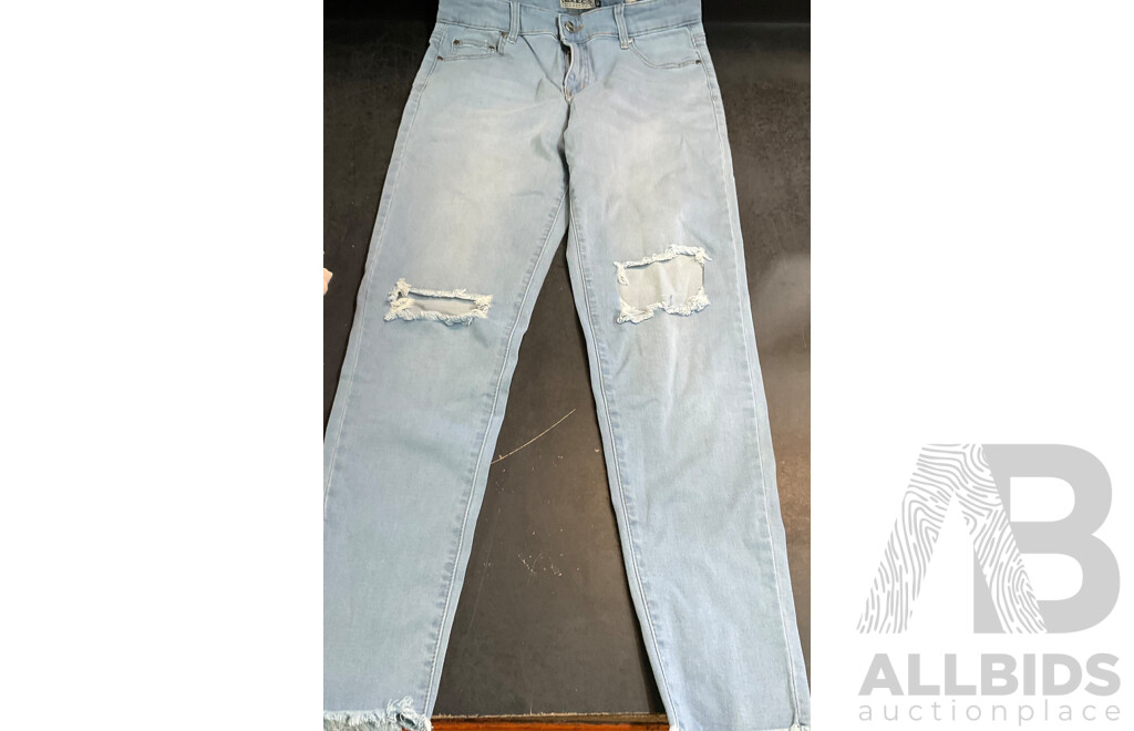 Assorted Women's Apparel & Accessories Size S/M/10/12 - Includes Peter Alexander, in Sport, Cotton on and More