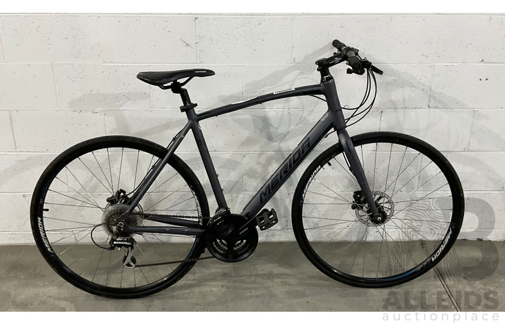 Merida Speeder 20 Bike Flat Bar Road Bike - Dark Silver - Frame 54cm