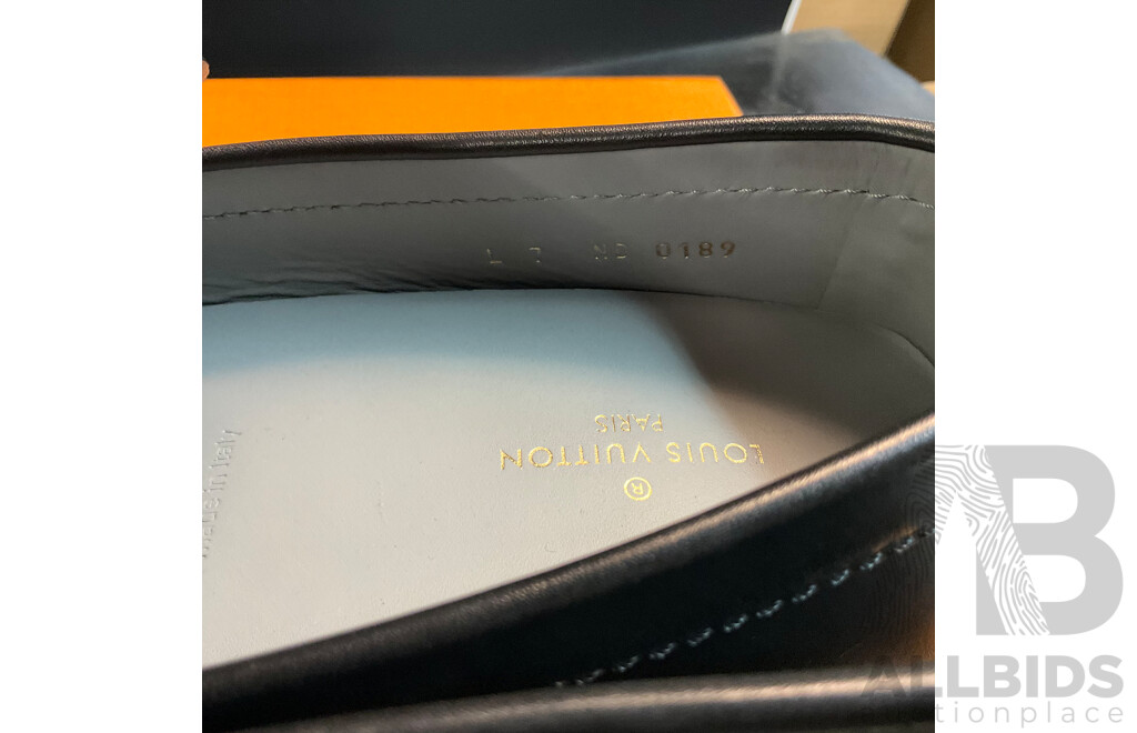 Men's Leather Shoes - Size 7- Branded Louis Vuitton