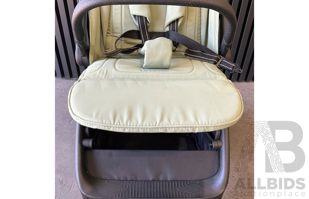 Jengo Eden Compact Stroller Fern