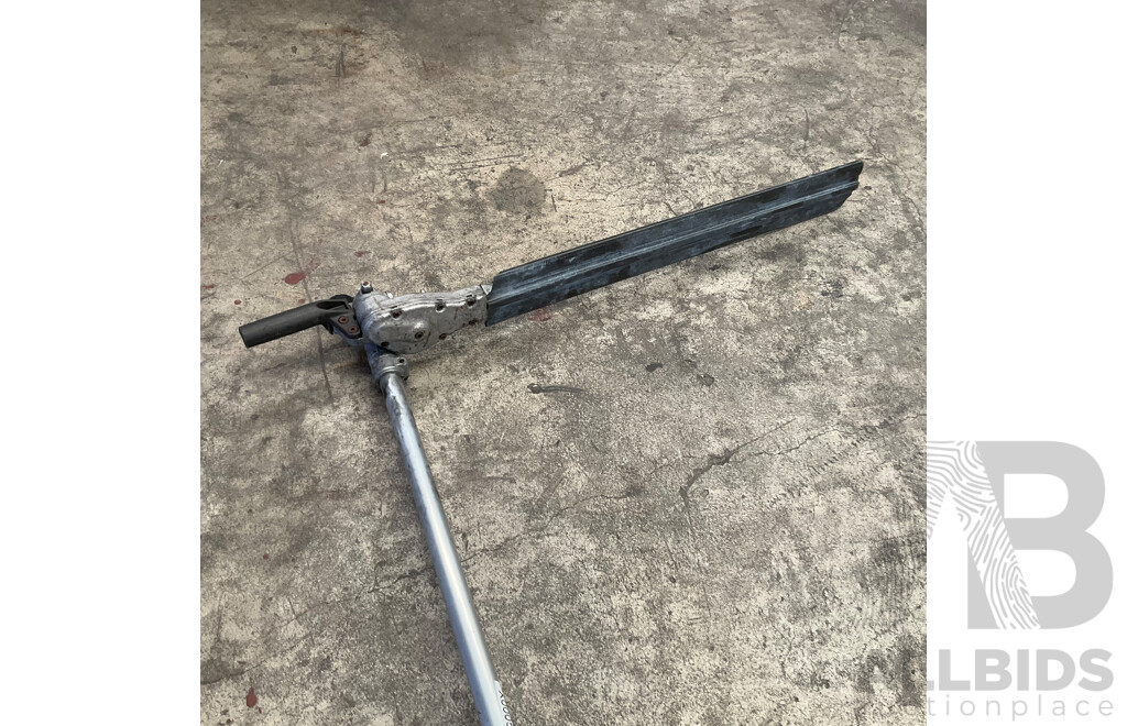 HUSQVARNA Petrol 122LK with Pole Saw Attatchment